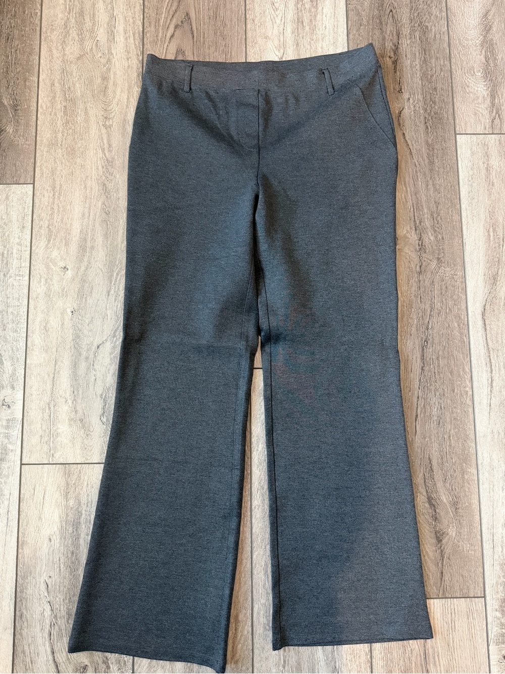 Quince Charcoal Gray Ultra- Stretch Ponte Flare Leg Pants -NWOT - Picture 2 of 8